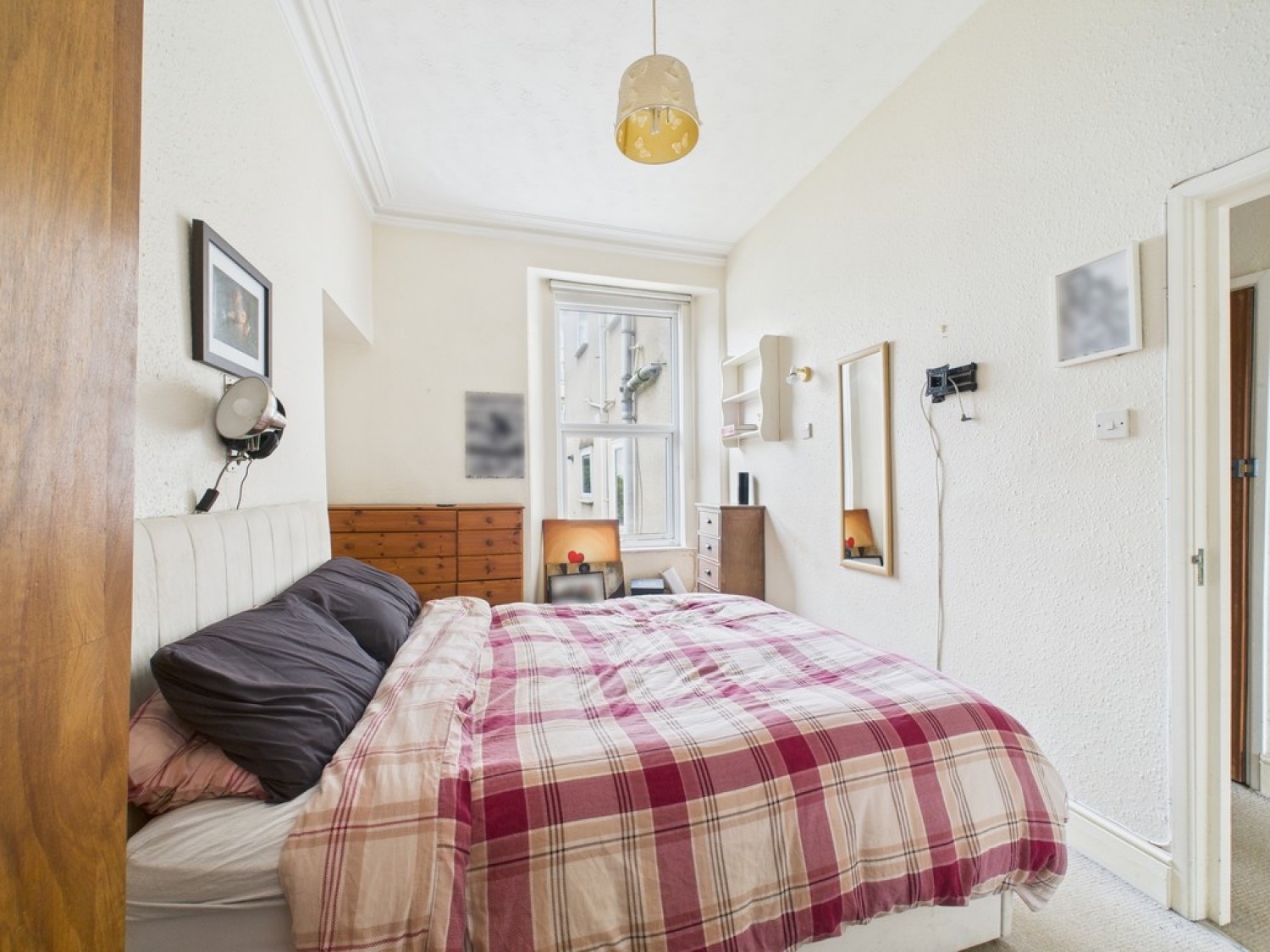 2 bedroom Flat for Sale Connaught Avenue, Mutley, Plymouth