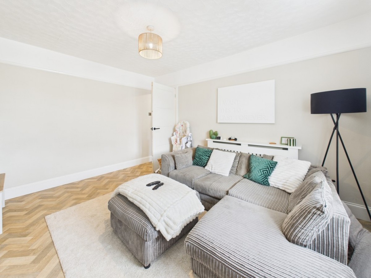 Downside Avenue, Eggbuckland