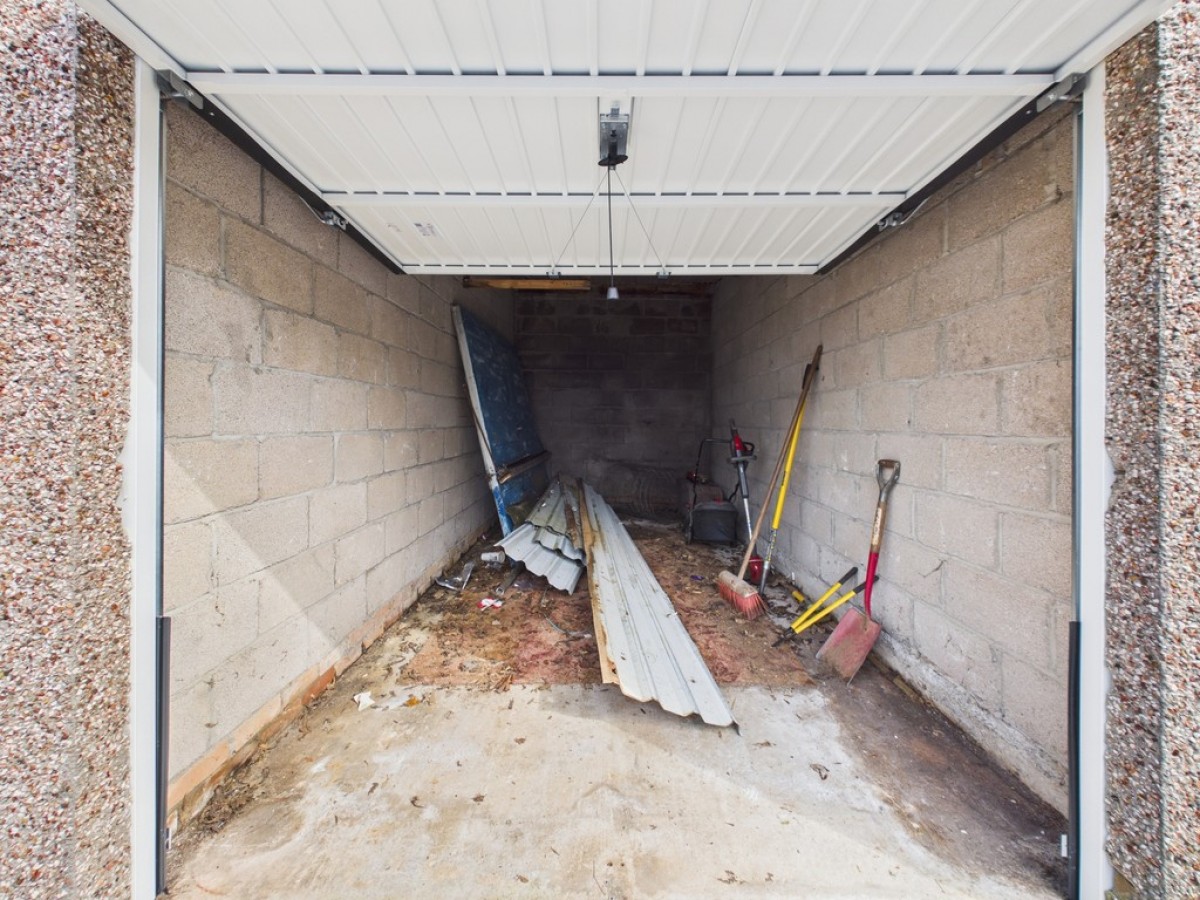 Yardley Gardens, Estover