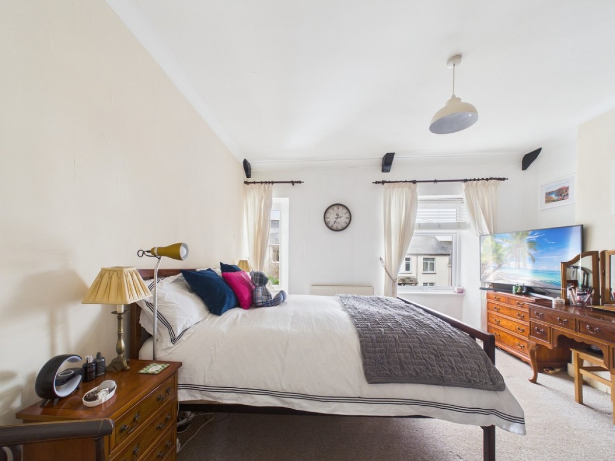 Barn Park Cottages, Oreston, Plymstock