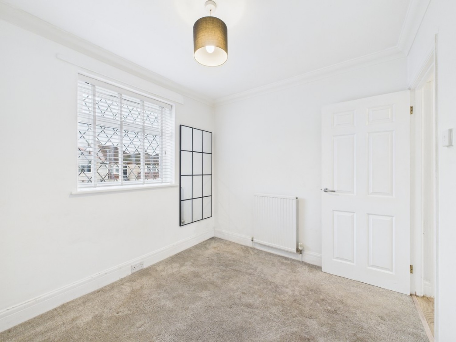 2 bedroom Flat in Vicarage Gardens, St Budeaux