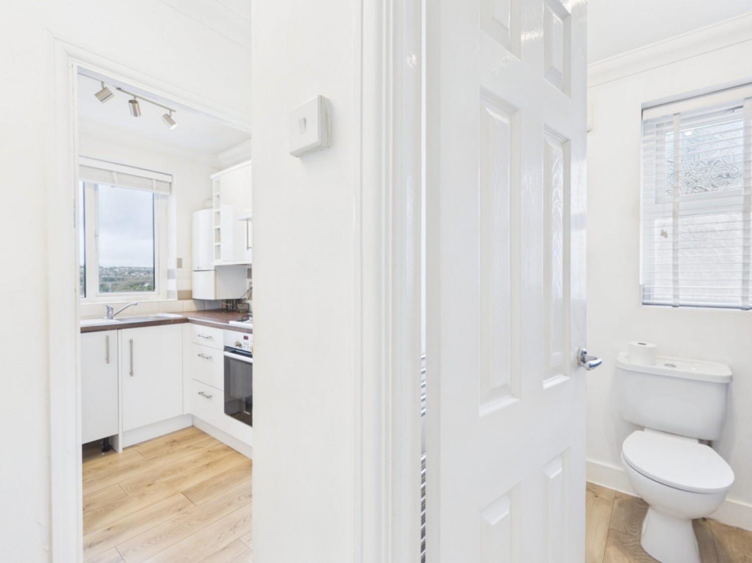 2 bedroom Flat in Vicarage Gardens, St Budeaux