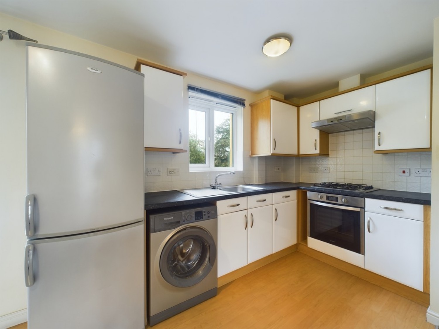 2 bedroom Flat in Tovey Crescent, Manadon Park, Plymouth
