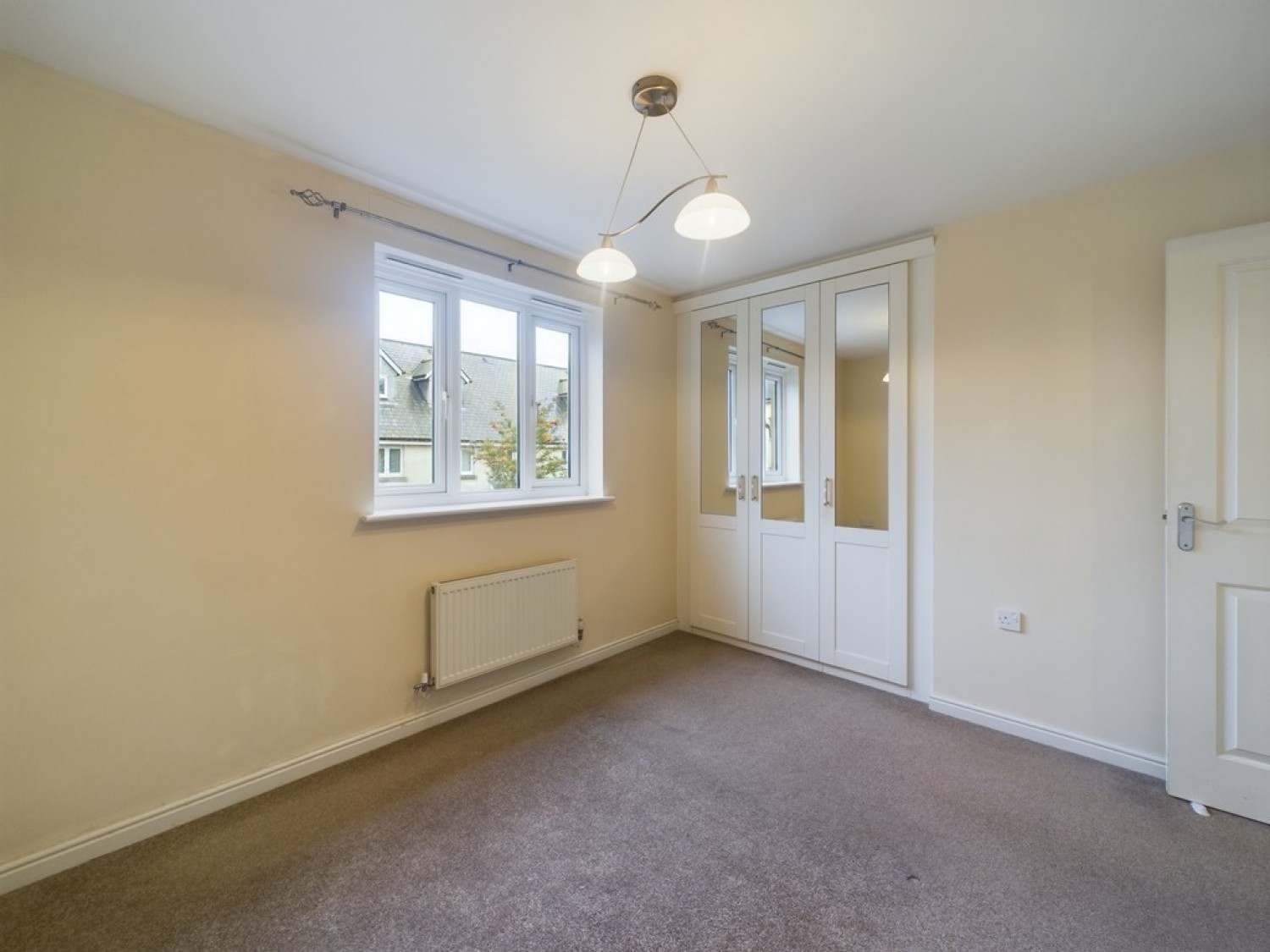 2 bedroom Flat in Tovey Crescent, Manadon Park, Plymouth