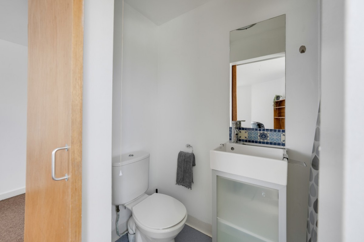 Kensington Road, Mutley