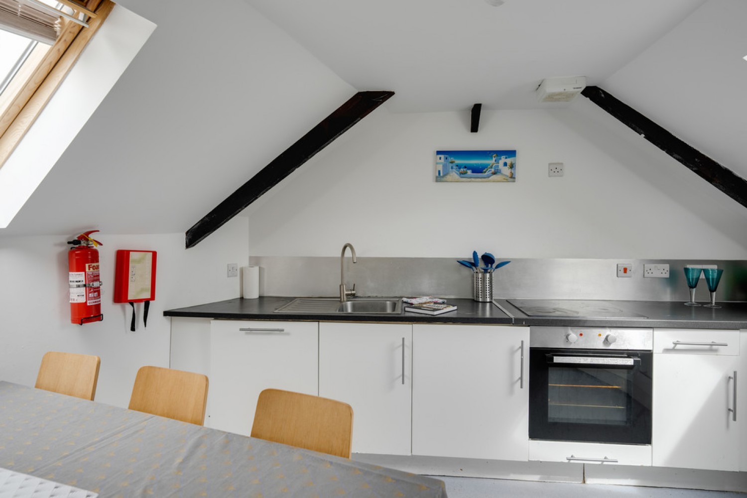 6 bedroom House of Multiple Occupation in Kensington Road, Mutley