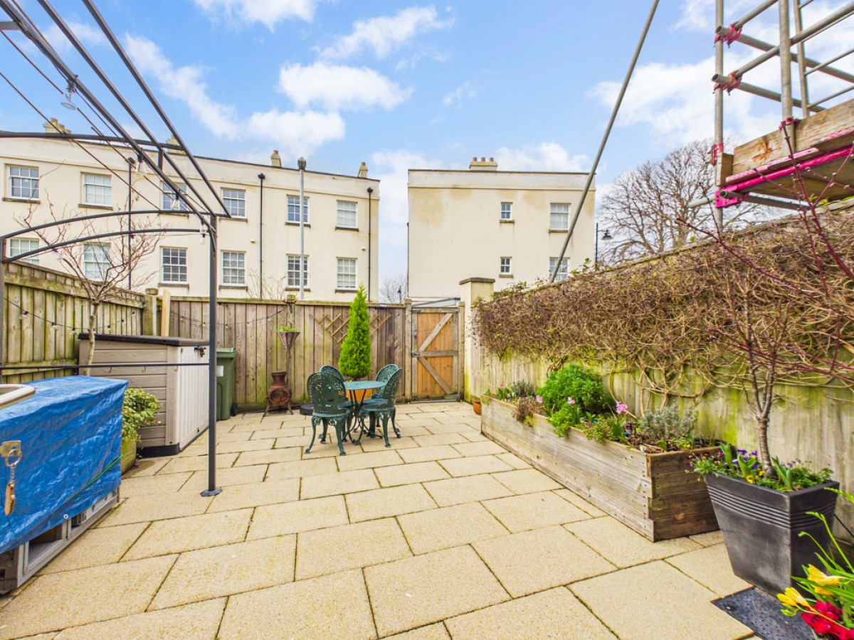 Discovery Road, Mount Wise, Plymouth