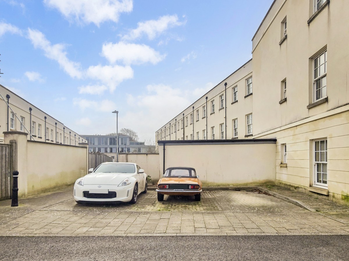 Discovery Road, Mount Wise, Plymouth