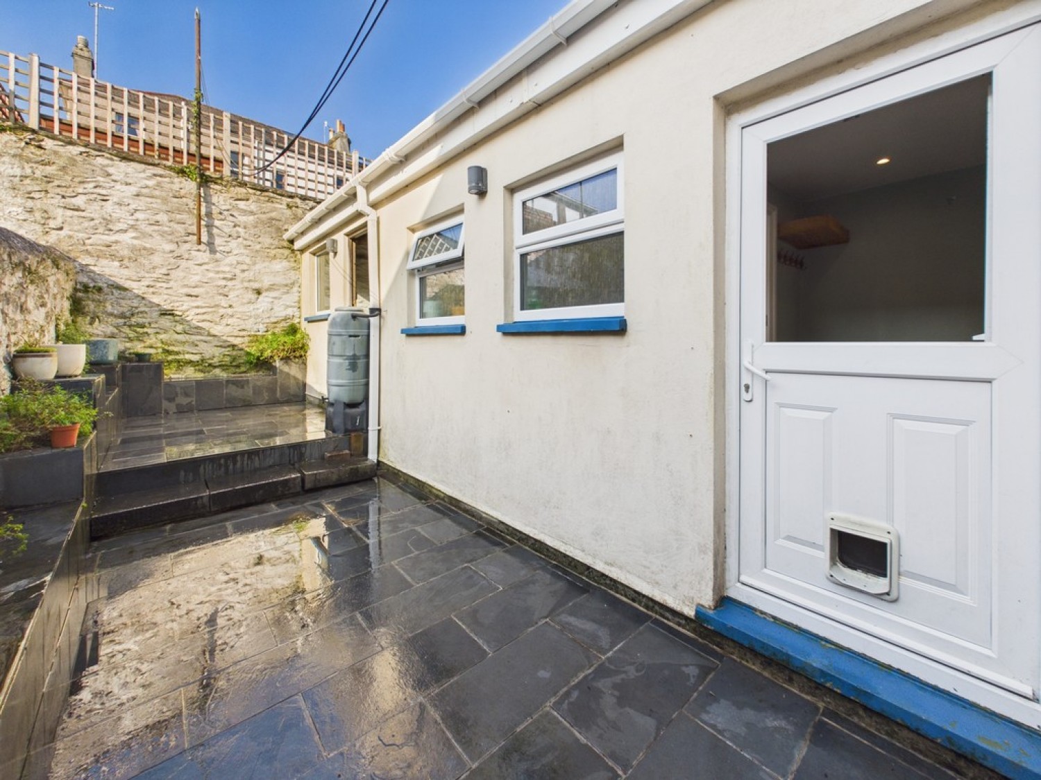 2 bedroom House for Letting Charles Terrace, Lower Compton