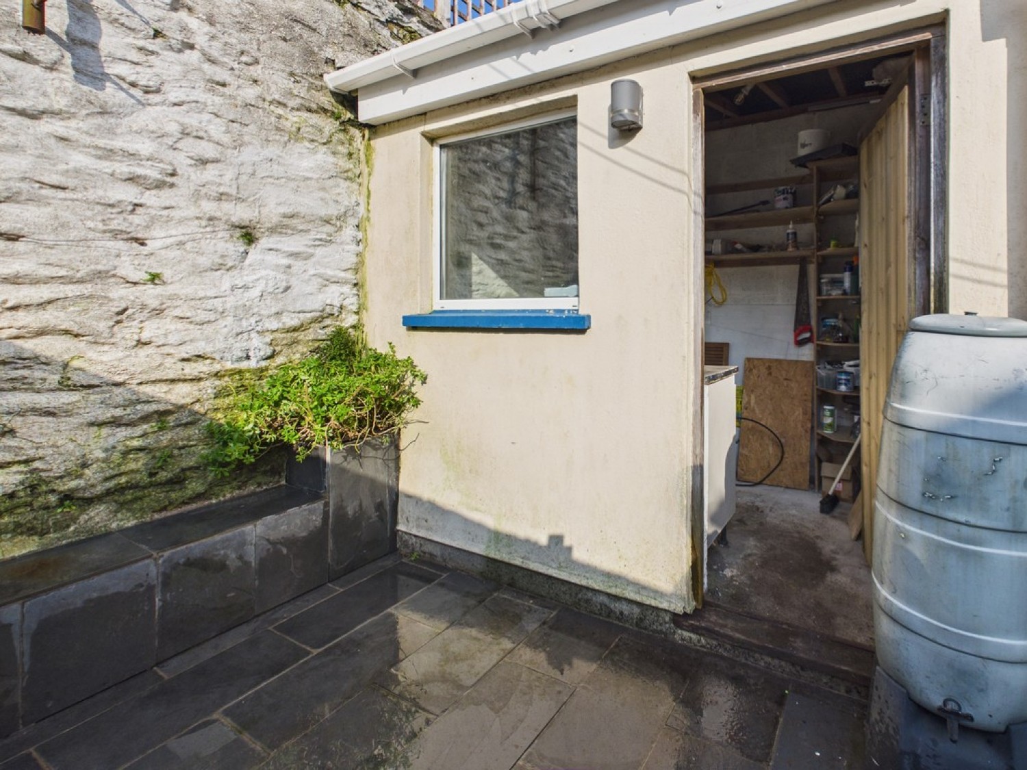 2 bedroom House for Letting Charles Terrace, Lower Compton