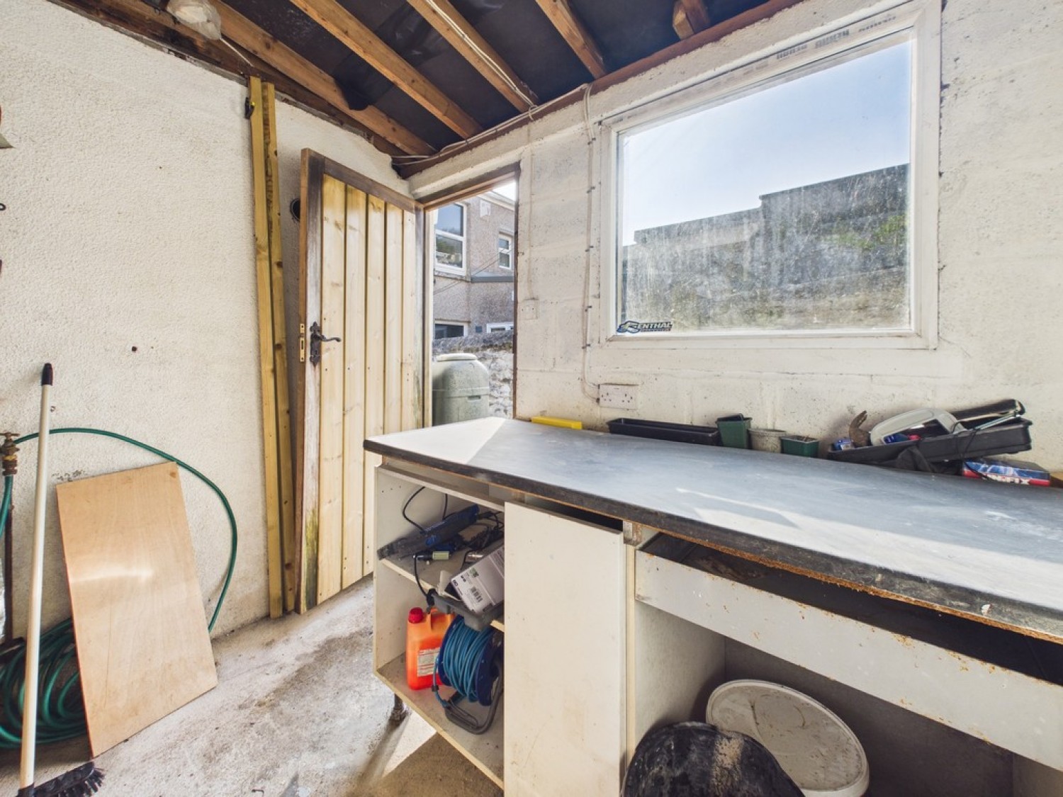 2 bedroom House for Letting Charles Terrace, Lower Compton