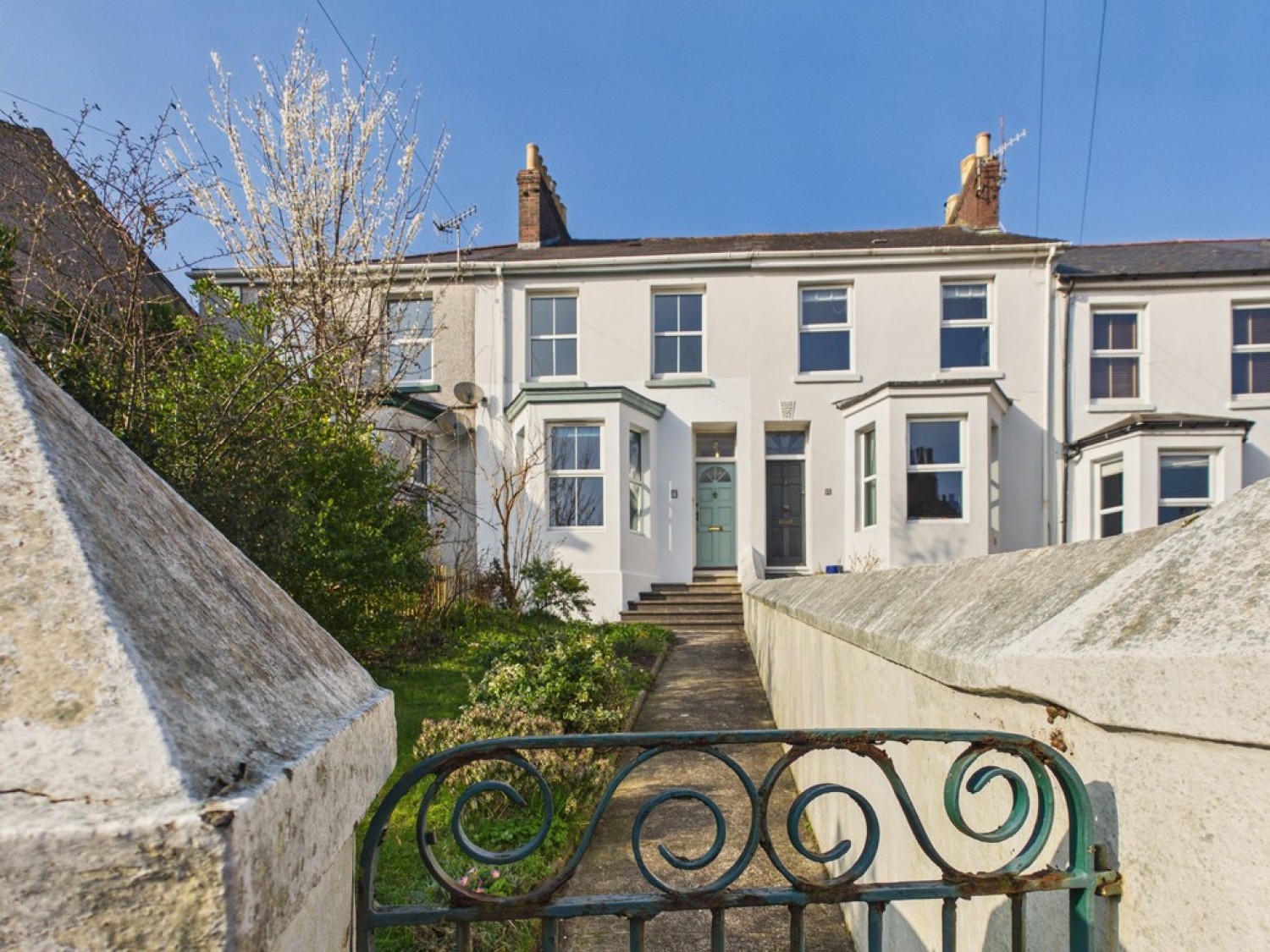 2 bedroom House for Letting Charles Terrace, Lower Compton