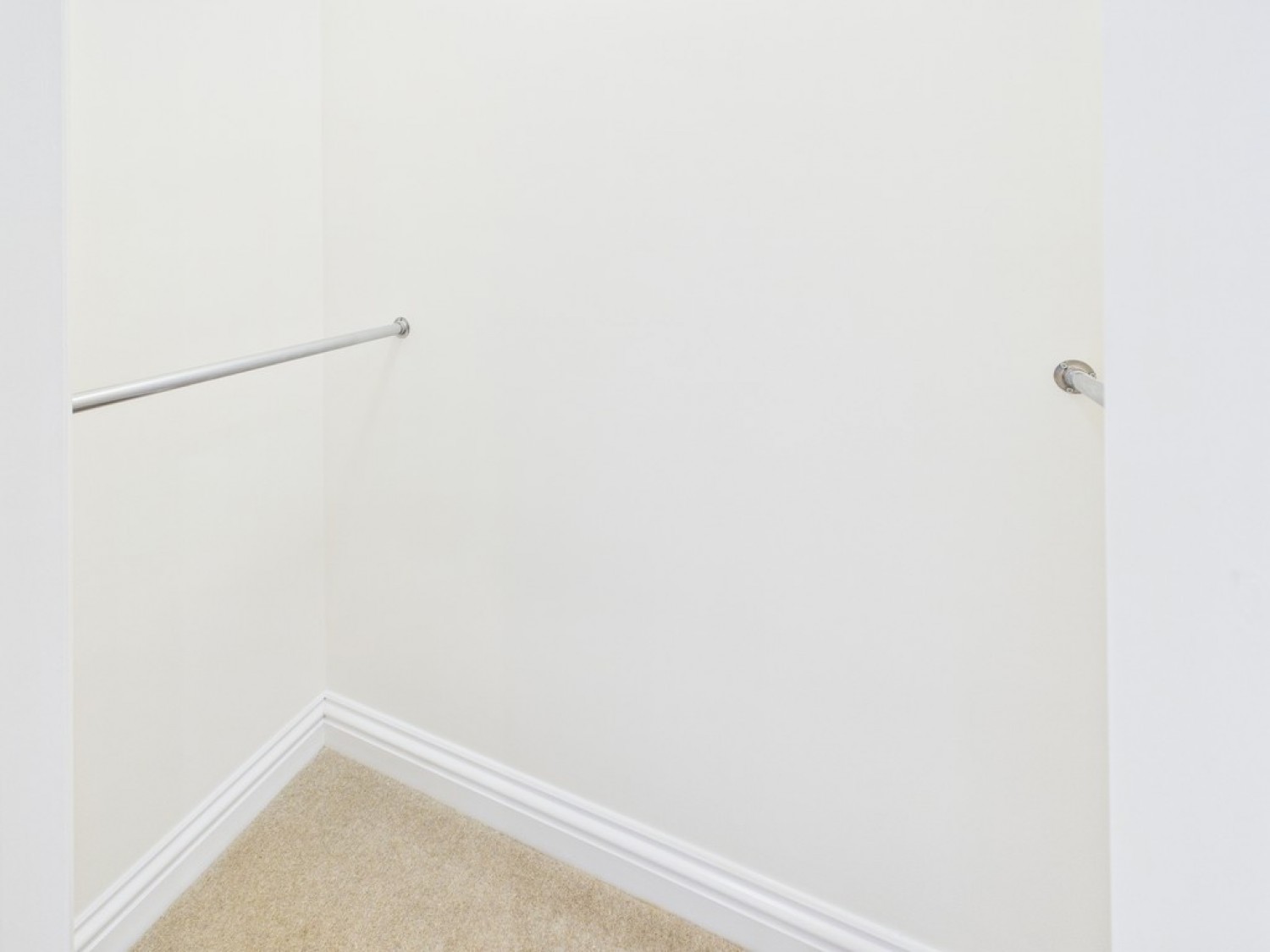 3 bedroom Flat for Letting Wingfield Court, Stoke