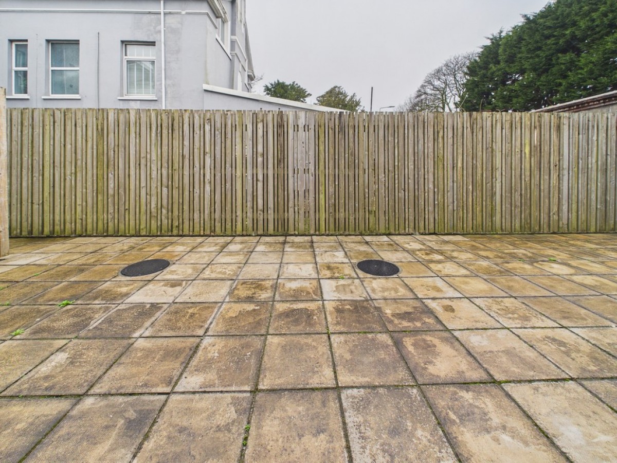 Wingfield Court, Stoke