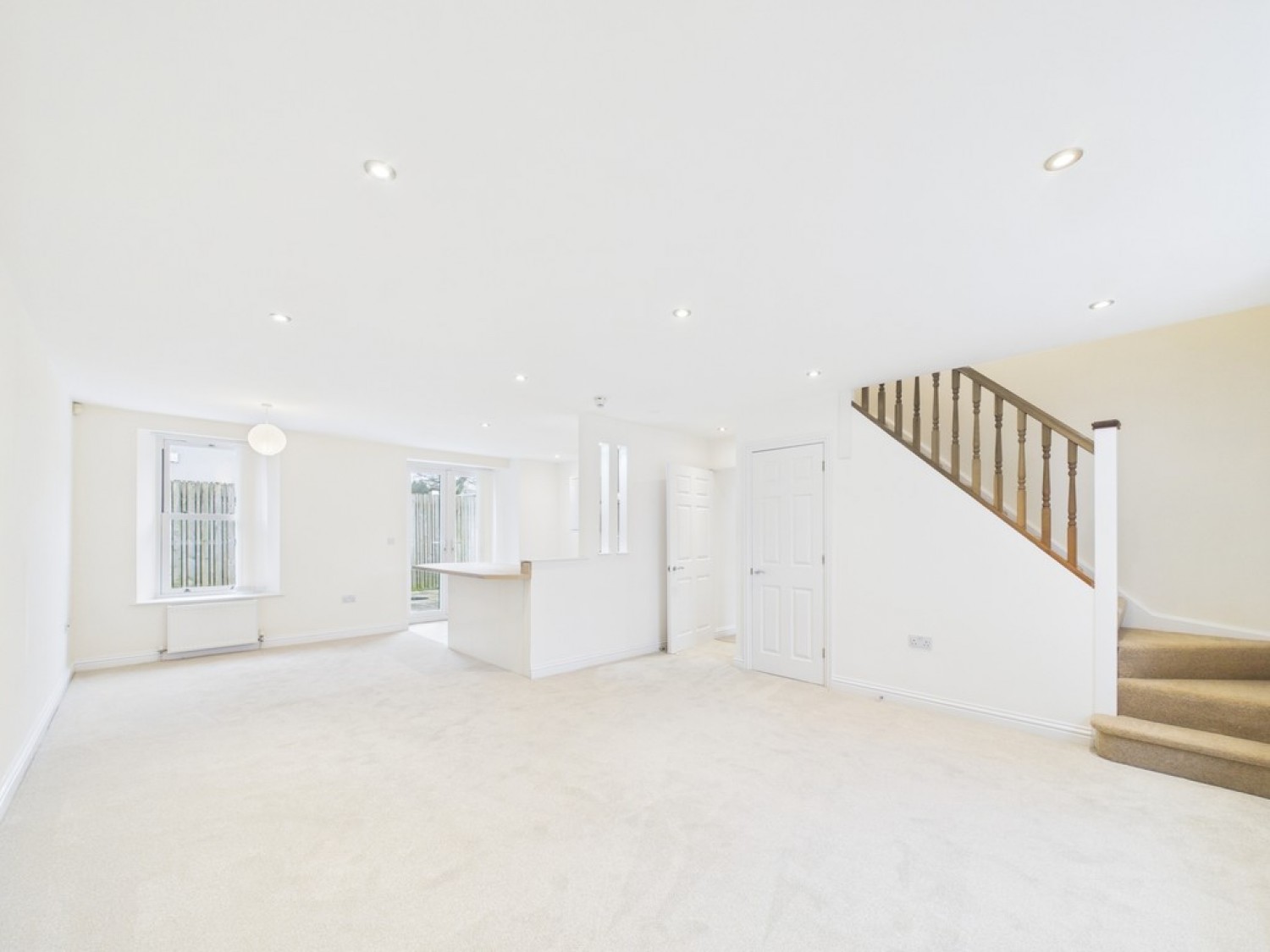 3 bedroom Flat for Letting Wingfield Court, Stoke