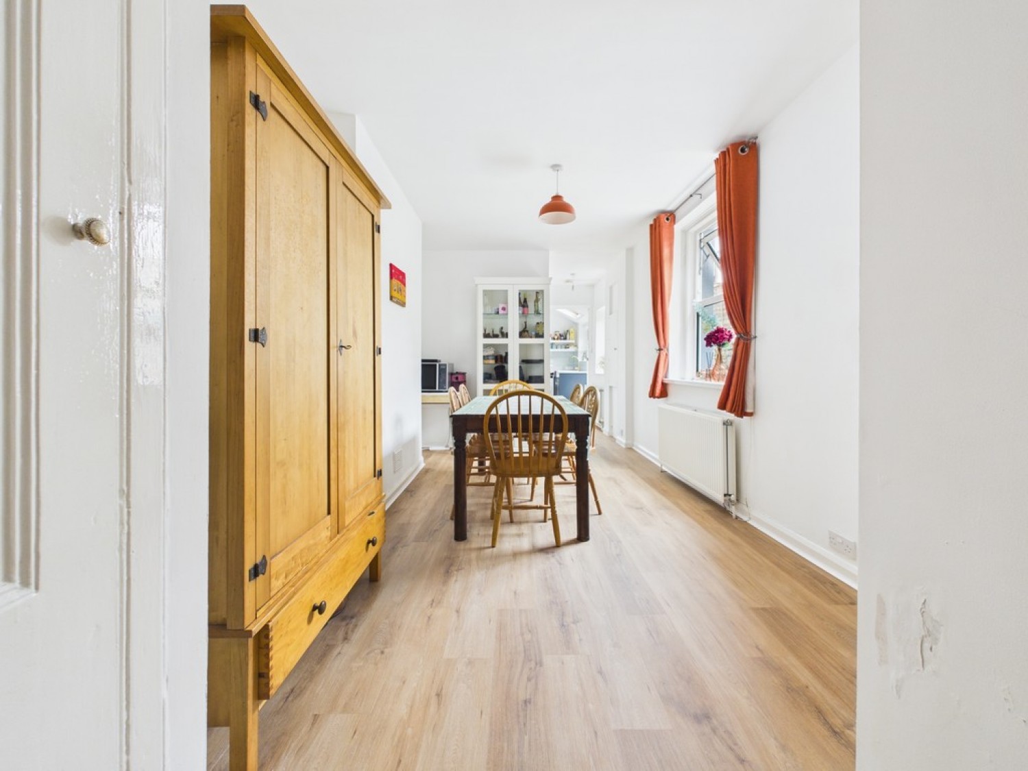 2 bedroom Flat for Sale Hyde Park Road, Mutley, Plymouth