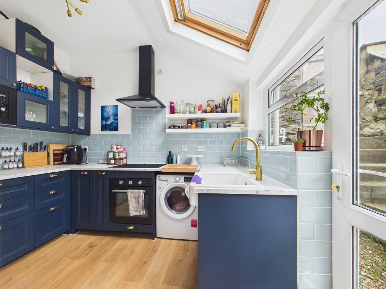 2 bedroom Flat for Sale Hyde Park Road, Mutley, Plymouth