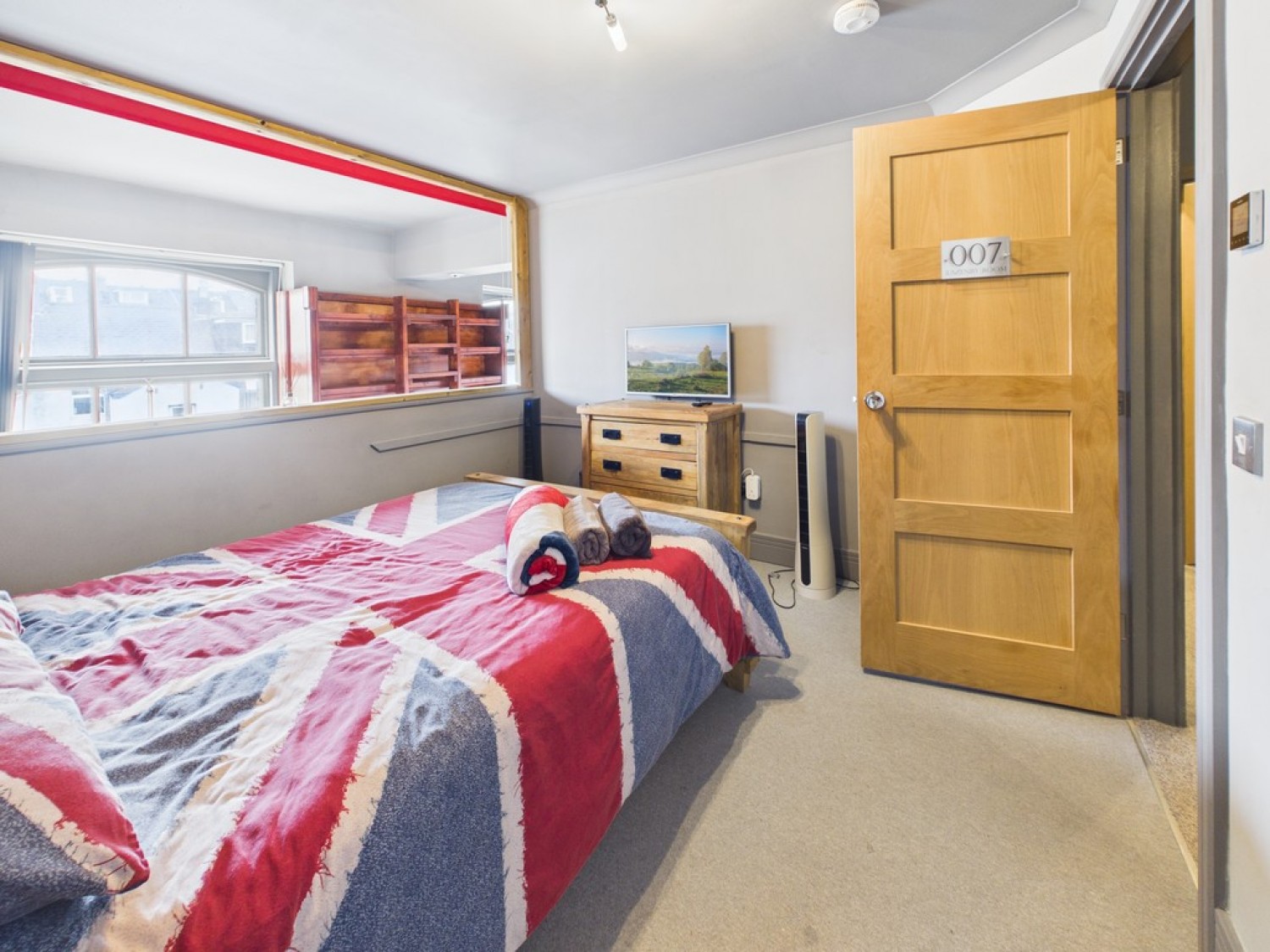 2 bedroom Flat for Letting Regent Street, Greenbank