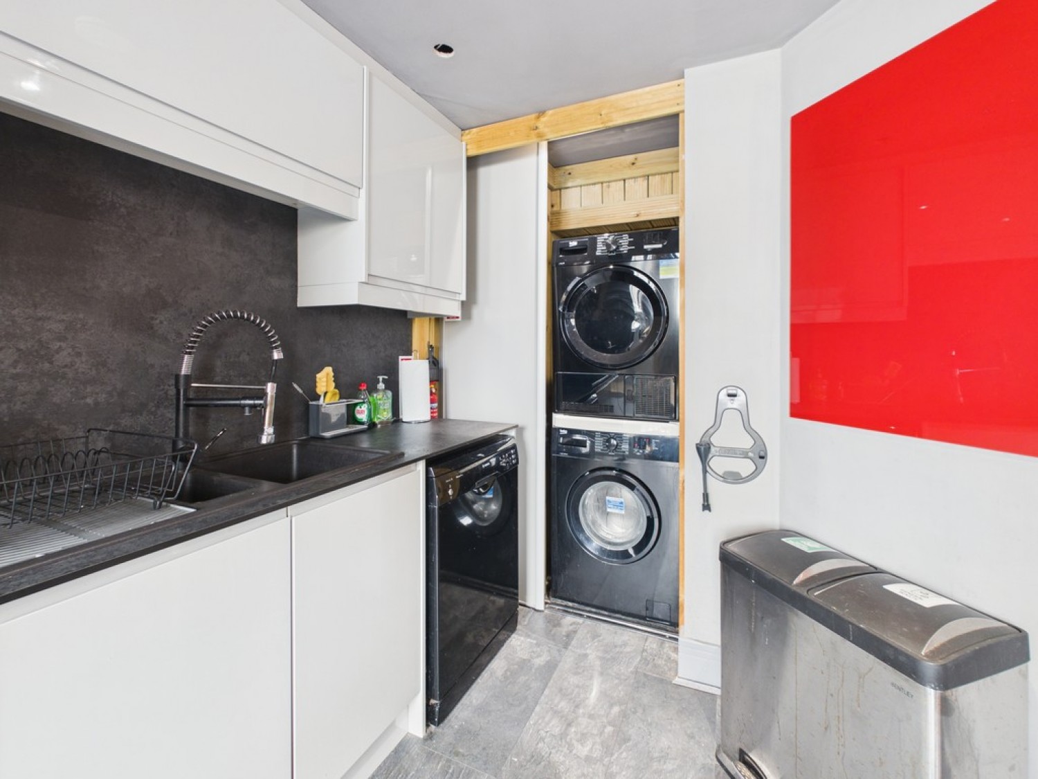 2 bedroom Flat for Letting Regent Street, Greenbank