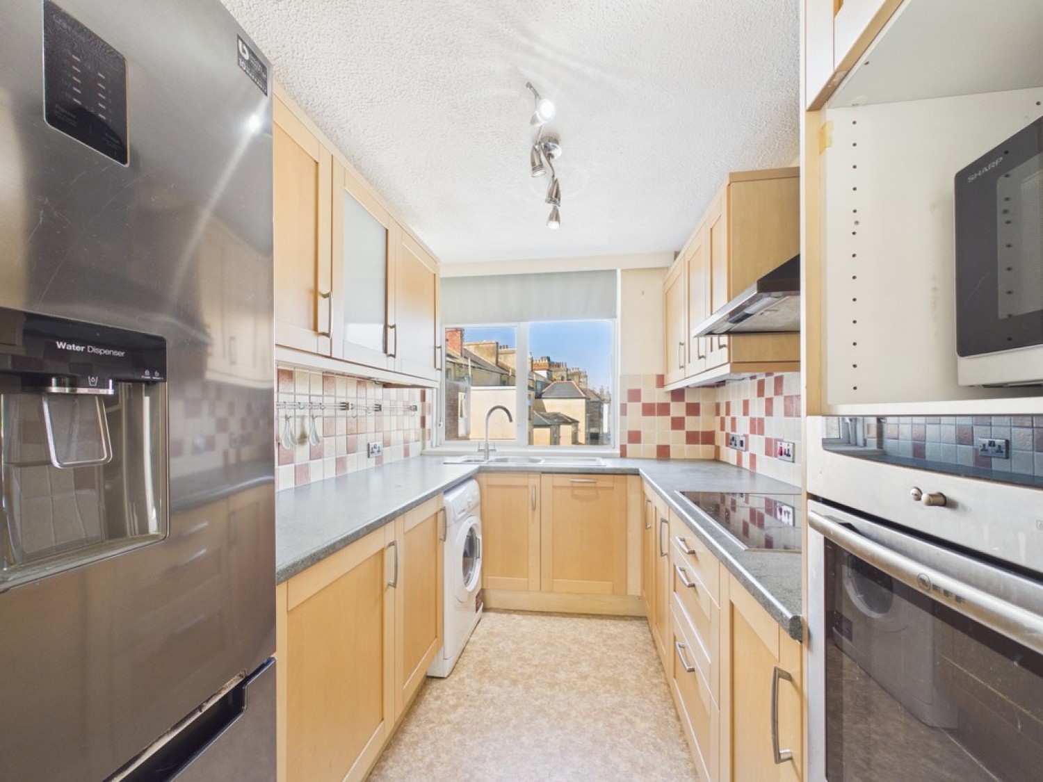 2 bedroom Flat for Sale Hoe Court, Lockyer Street