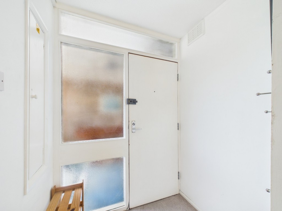Hoe Court, Lockyer Street