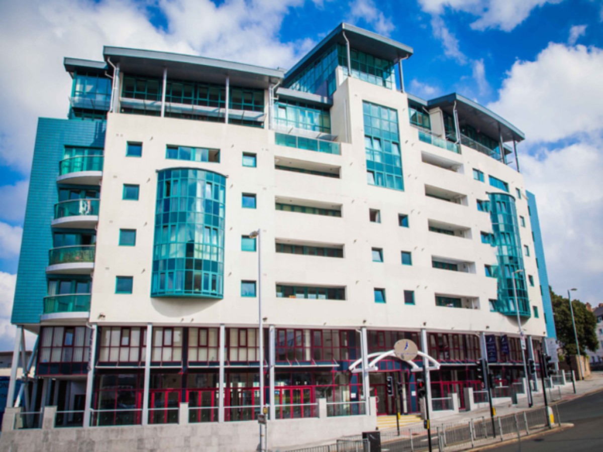 Ocean Crescent, City Centre