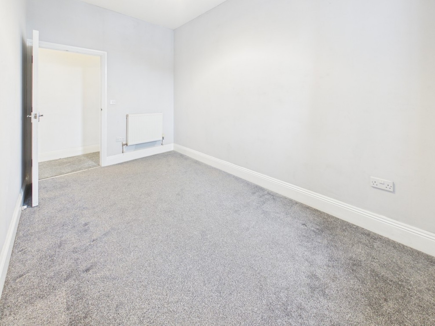 2 bedroom Flat for Letting Barne Road, Barne Barton