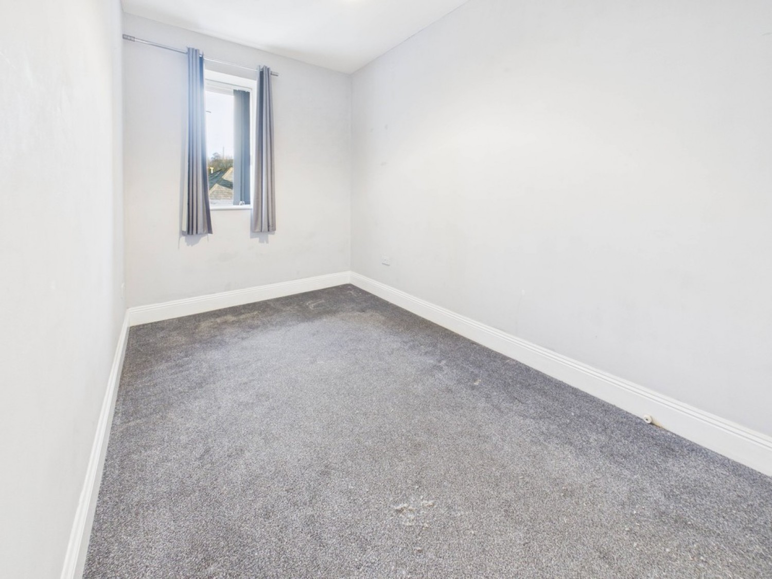 2 bedroom Flat for Letting Barne Road, Barne Barton