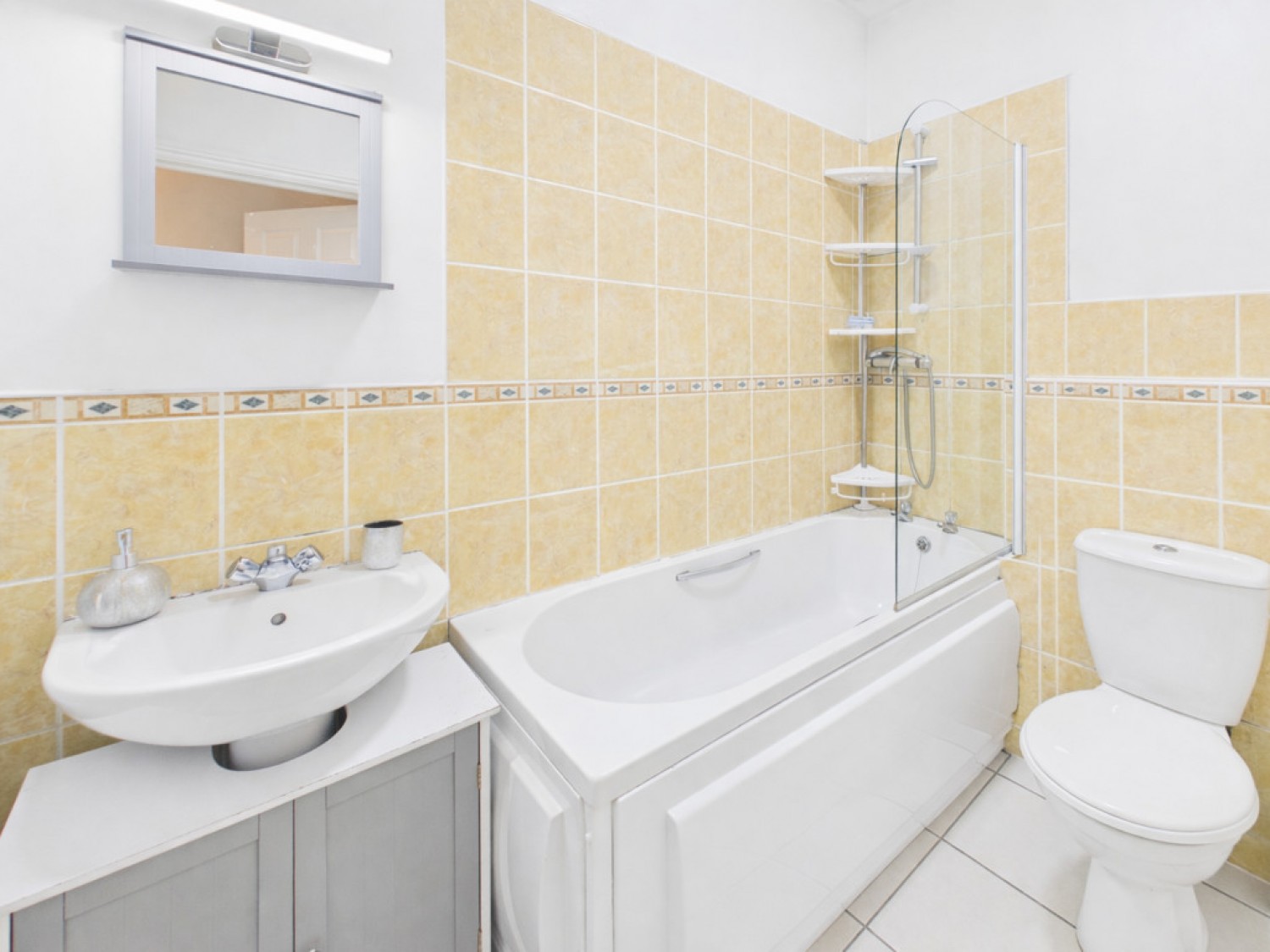 2 bedroom Flat for Letting Barne Road, Barne Barton