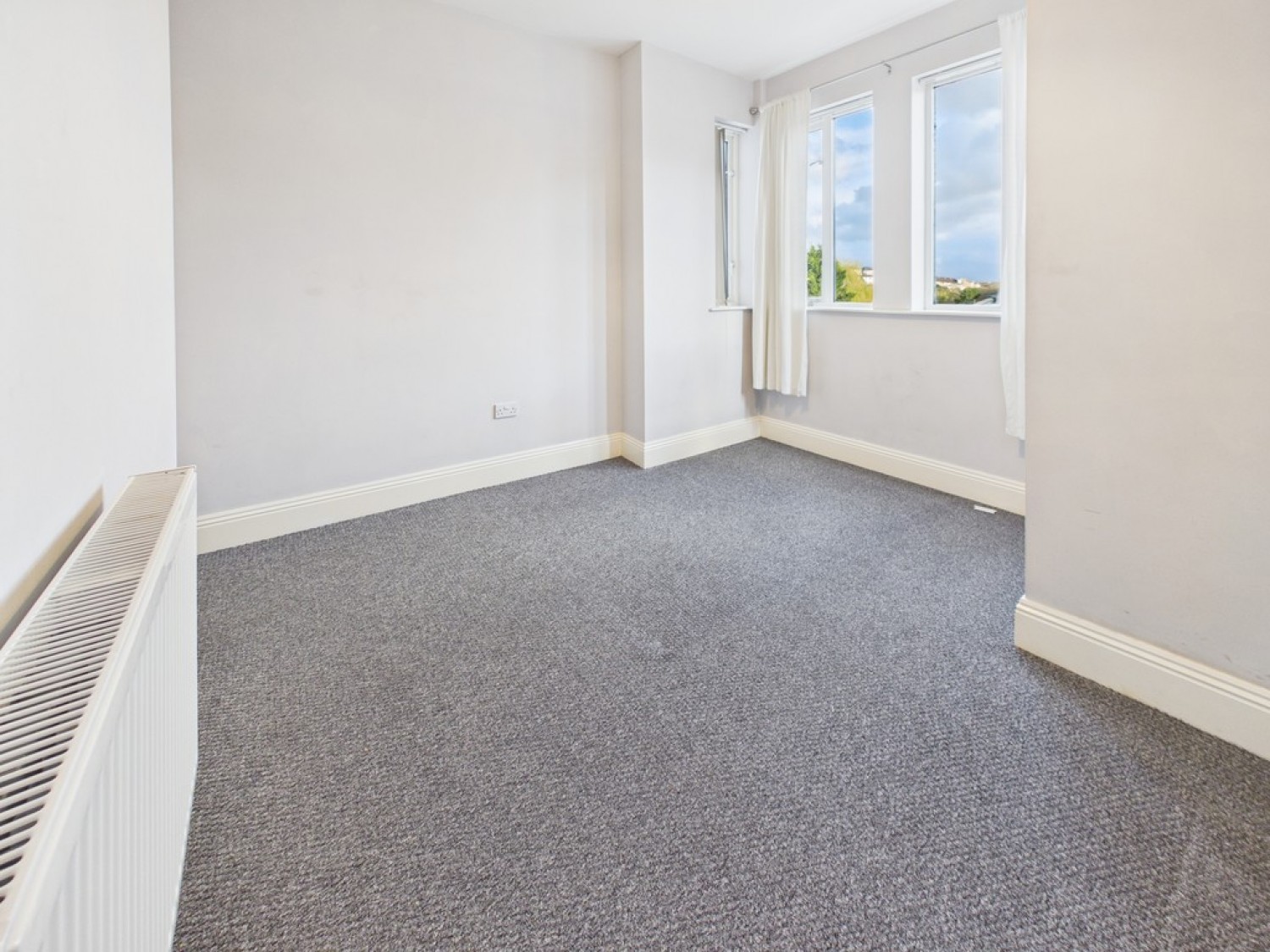 2 bedroom Flat for Letting Barne Road, Barne Barton