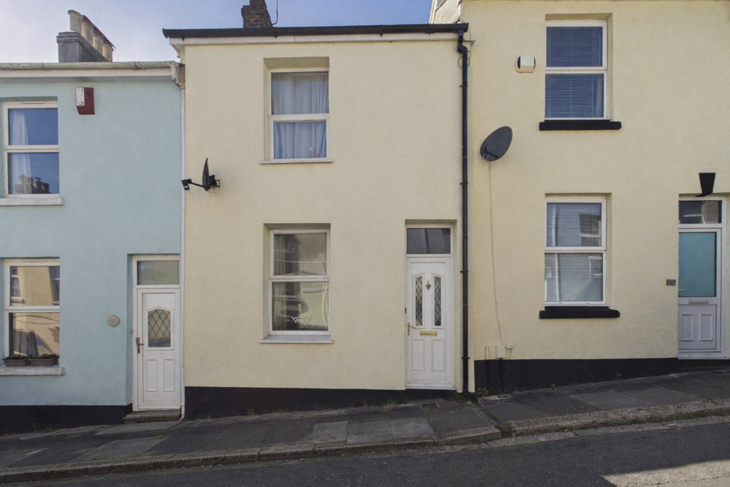 2 bedroom House for Sale Riga Terrace, Laira, Plymouth