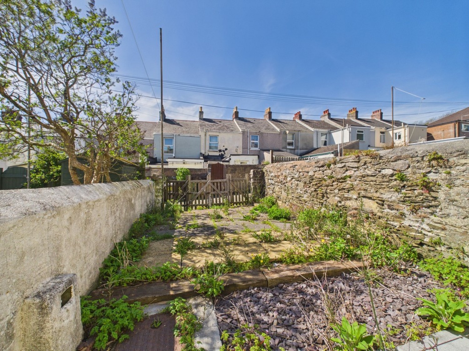 2 bedroom House for Sale Riga Terrace, Laira, Plymouth