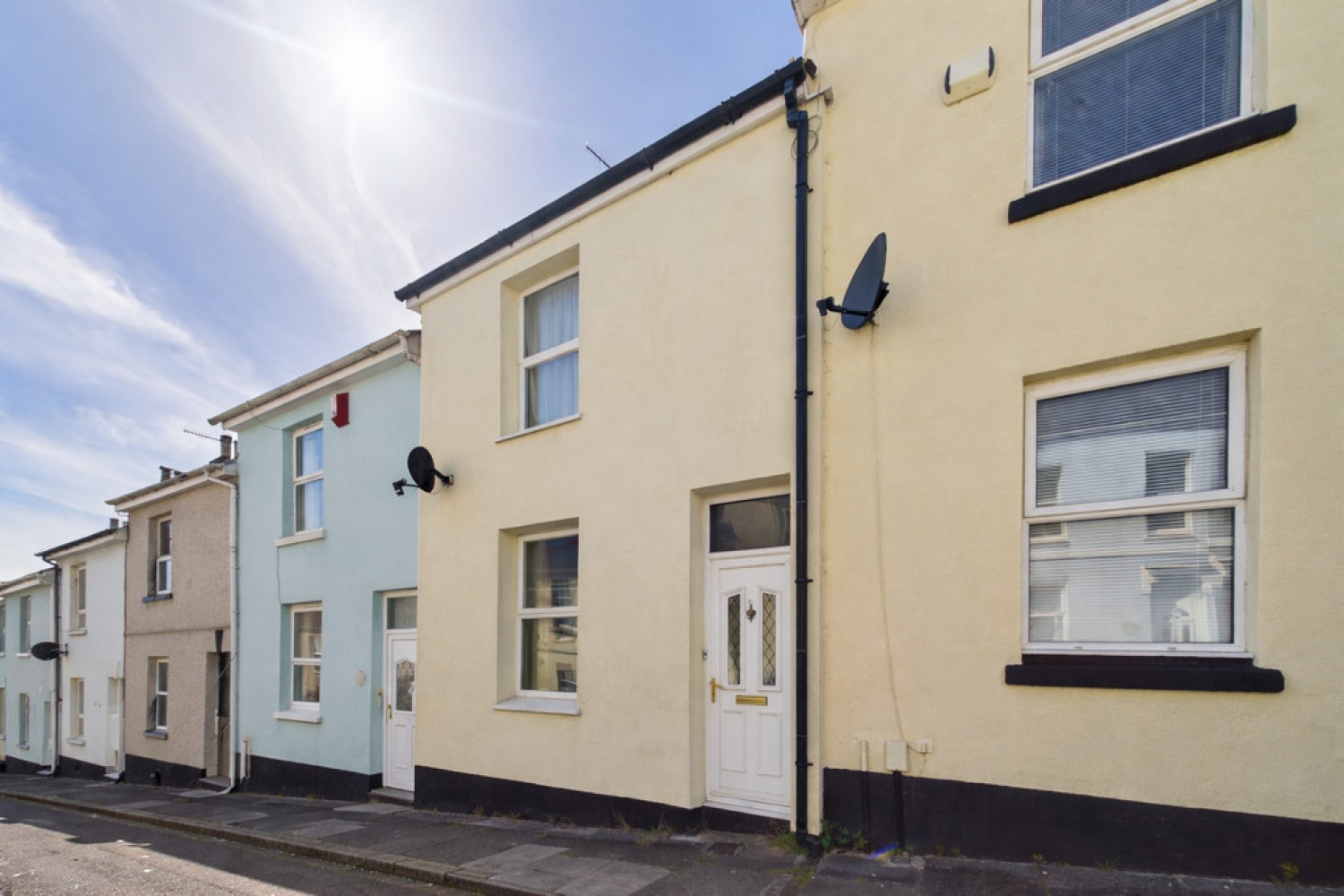 2 bedroom House for Sale Riga Terrace, Laira, Plymouth