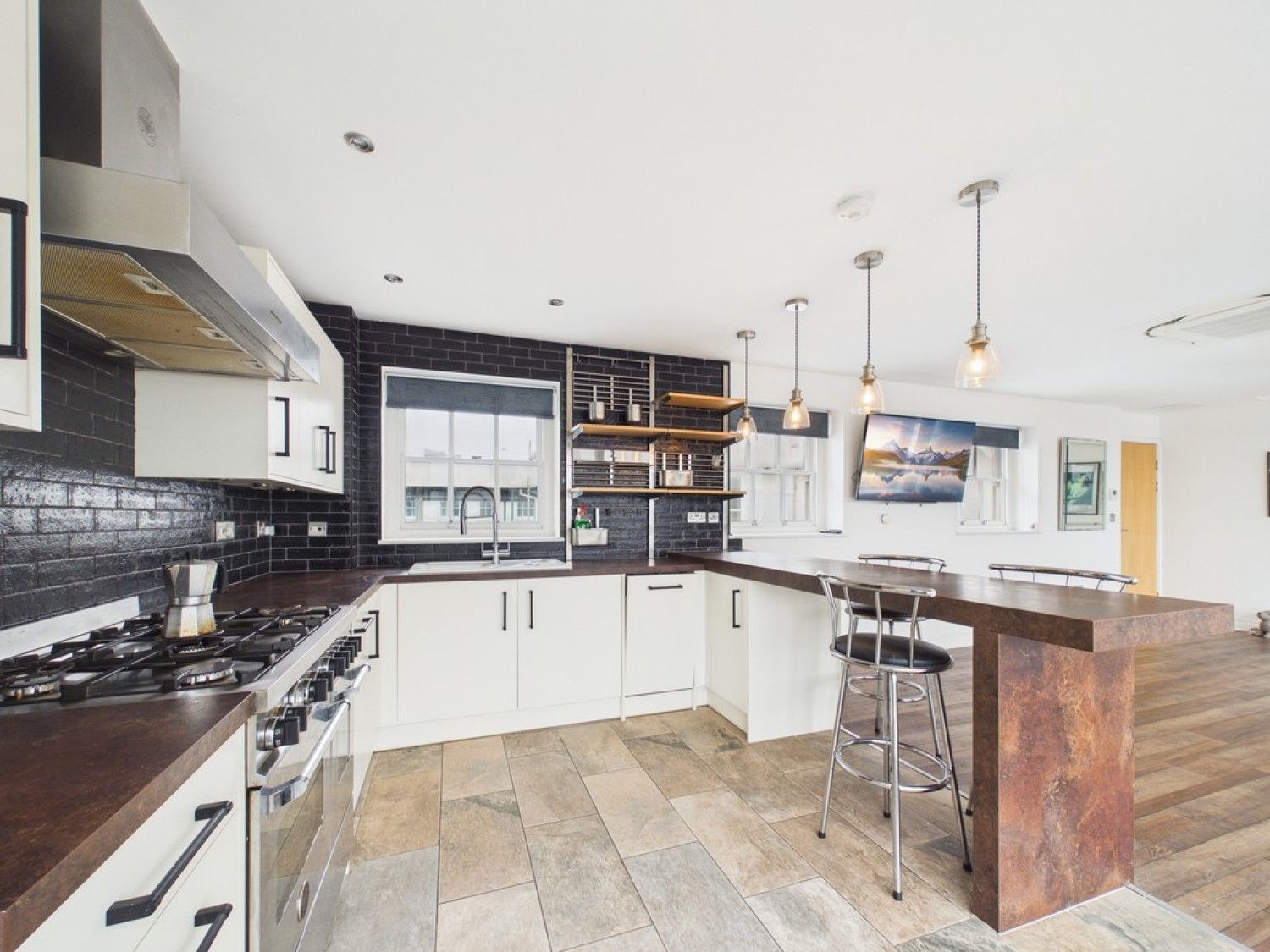 2 bedroom Flat for Sale Notte Street, The Hoe, Plymouth
