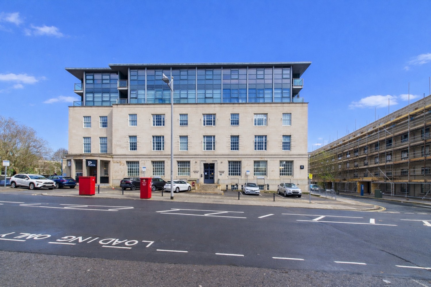 2 bedroom Flat for Sale Notte Street, The Hoe, Plymouth