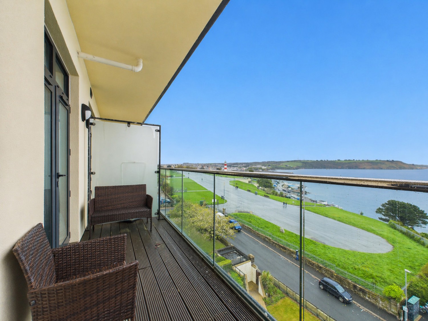 2 bedroom Flat for Sale Cliff Road, The Hoe, Plymouth