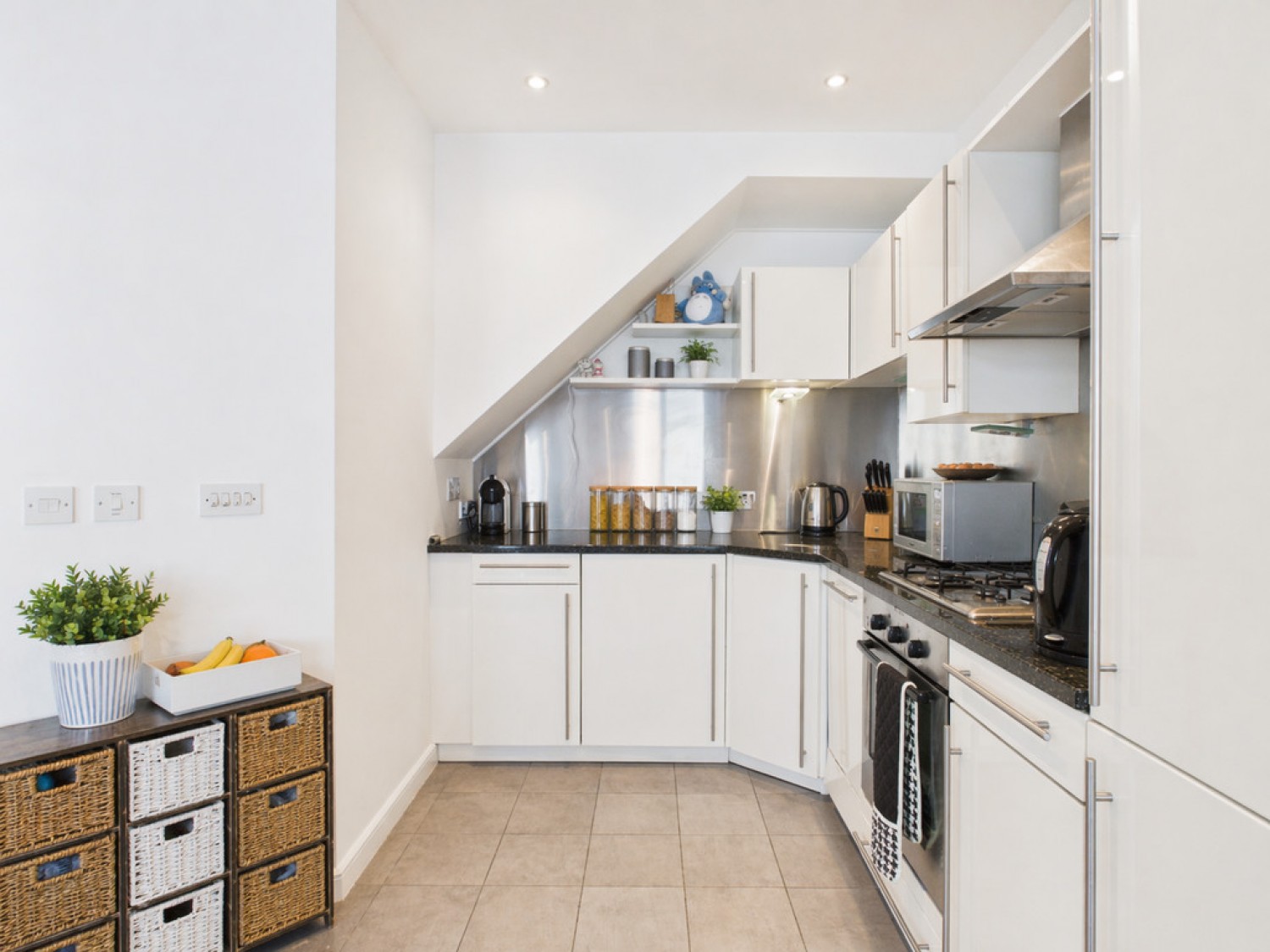 2 bedroom Flat for Sale Cliff Road, The Hoe, Plymouth