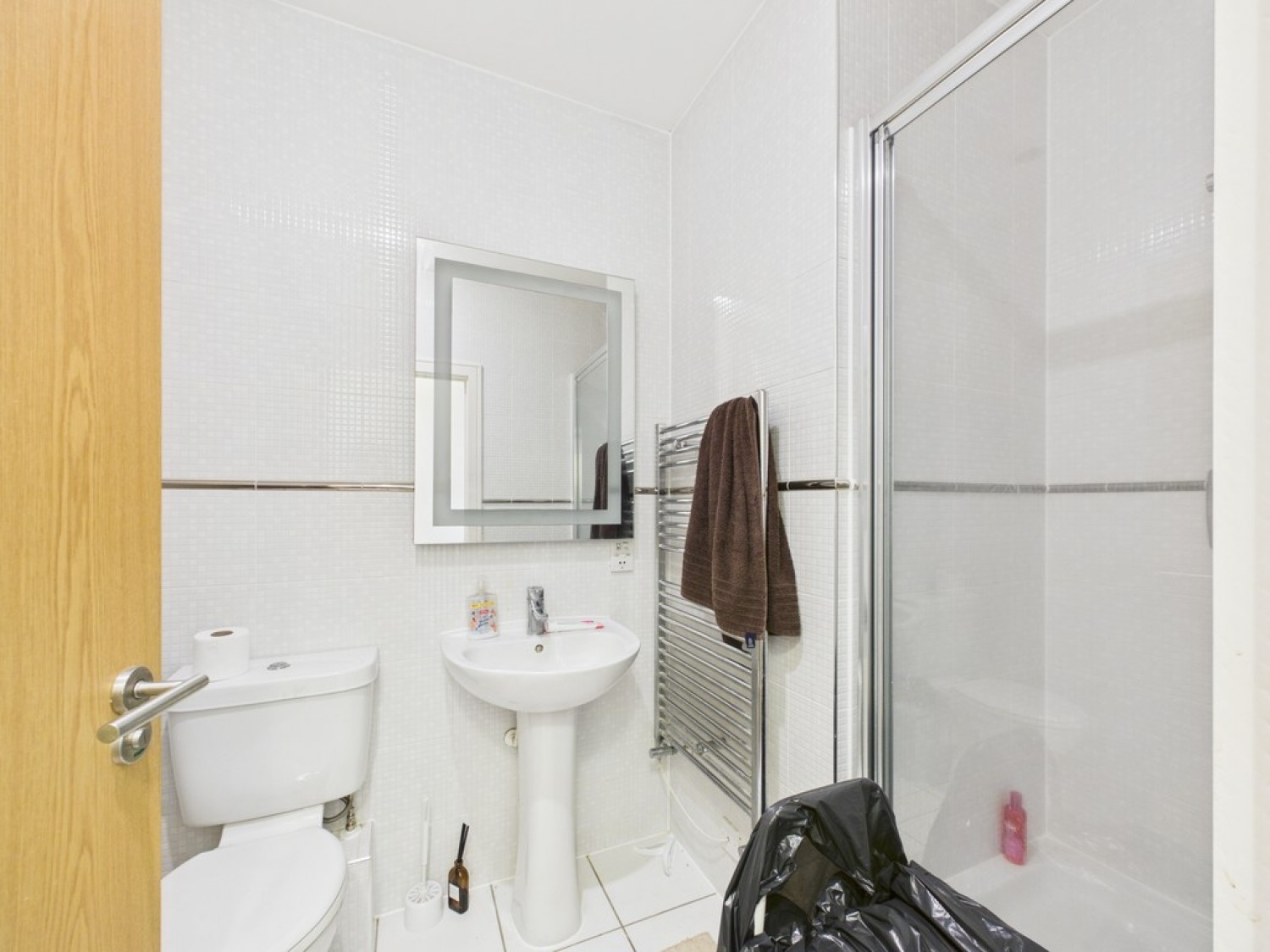 2 bedroom Flat for Sale Cliff Road, The Hoe, Plymouth