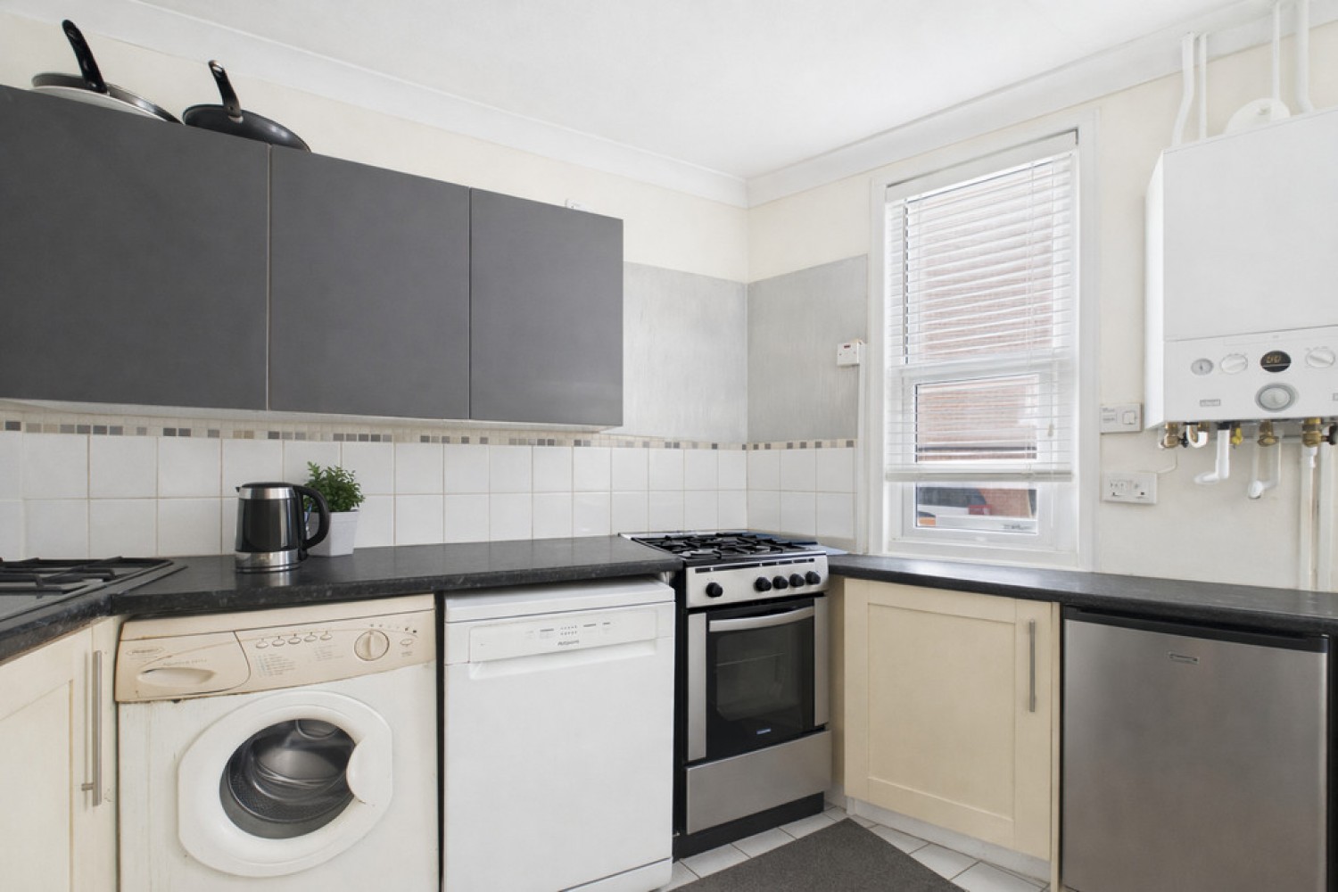 1 bedroom Flat for Sale Stuart Road, Stoke, Plymouth