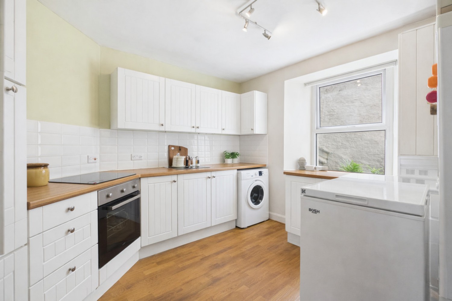 2 bedroom Flat for Sale Vigo Bridge, Tavistock
