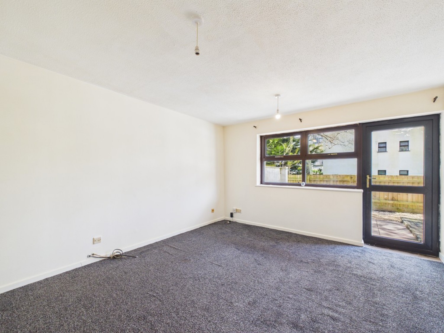 2 bedroom Flat for Sale Raglan Road, Plymouth