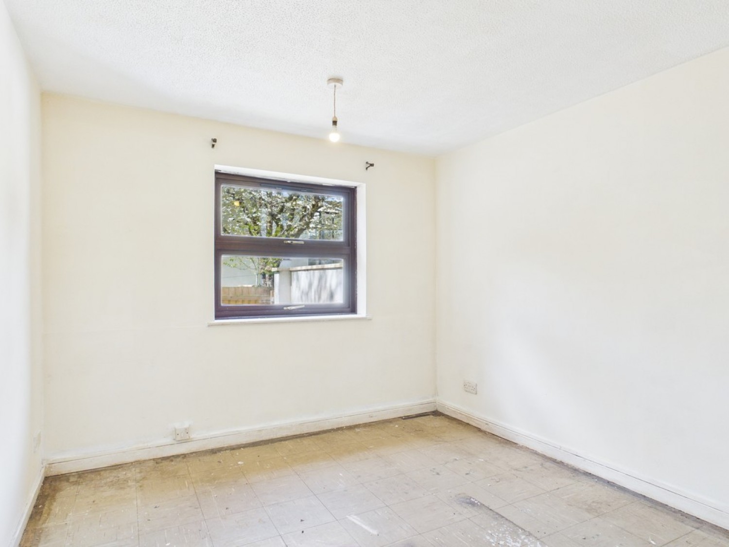 2 bedroom Flat for Sale Raglan Road, Plymouth