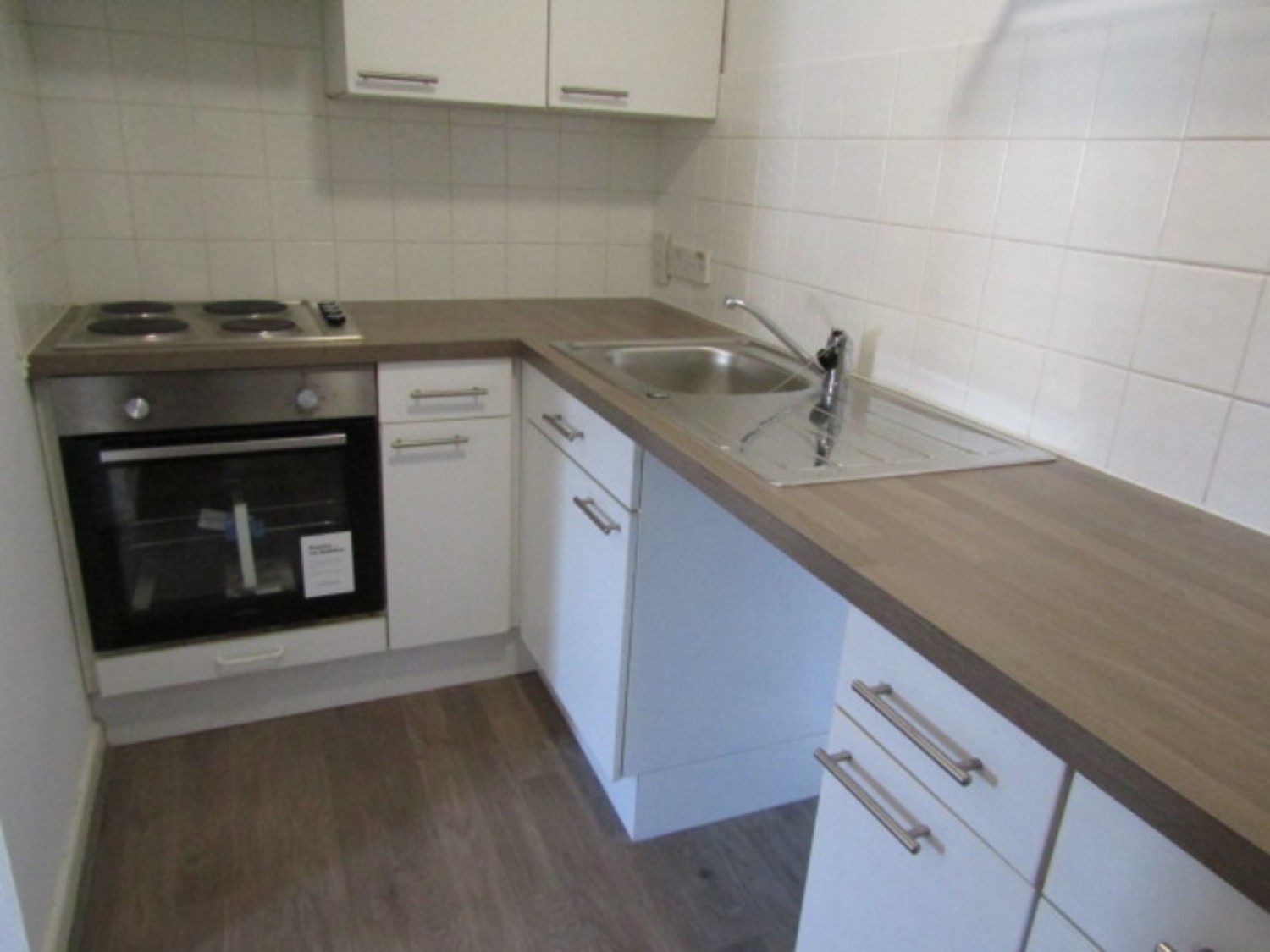 2 bedroom Flat for Sale St James Court, The Hoe, Plymouth