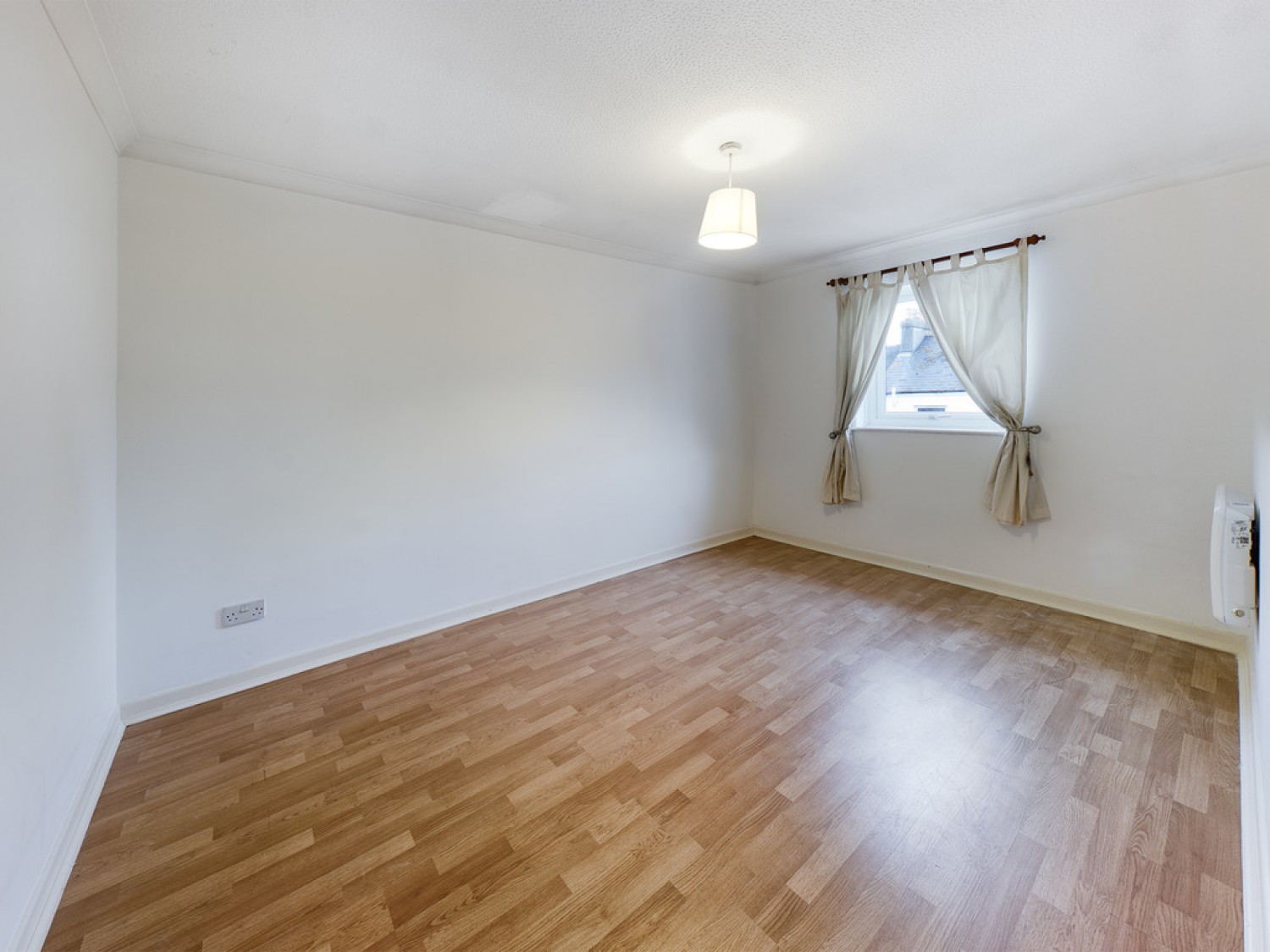 2 bedroom Flat for Sale St James Court, The Hoe, Plymouth