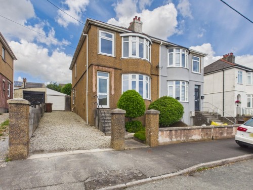 Molesworth Road, Woodford