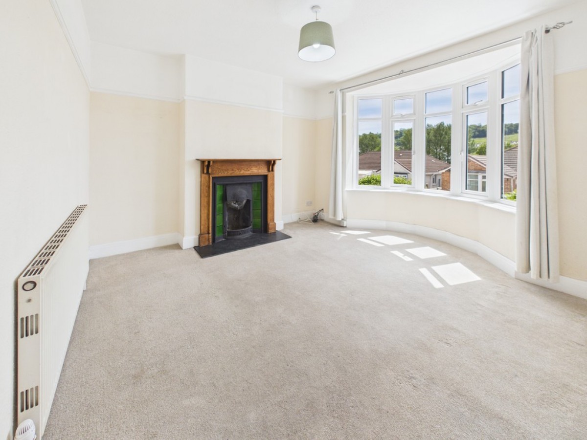 Molesworth Road, Woodford