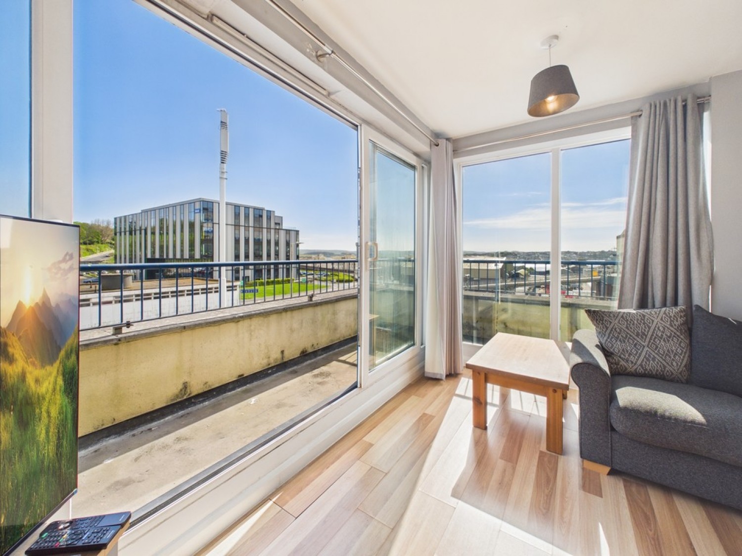 2 bedroom Flat for Sale Albert Road, Stoke, Plymouth