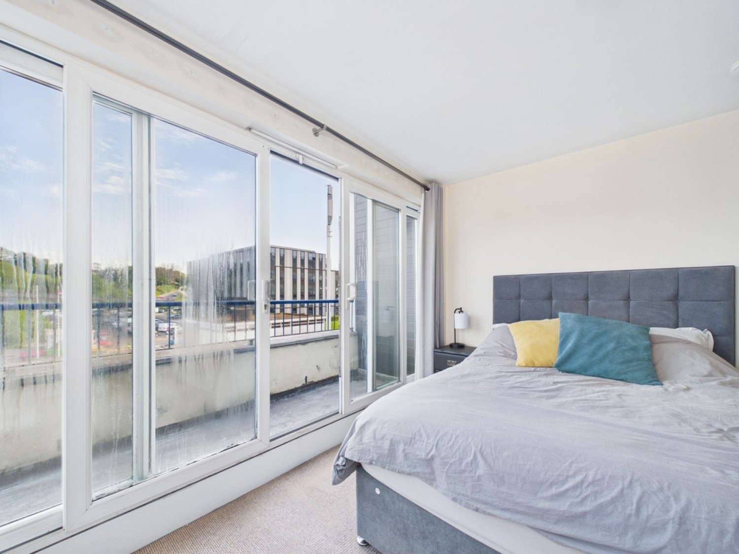 2 bedroom Flat for Sale Albert Road, Stoke, Plymouth