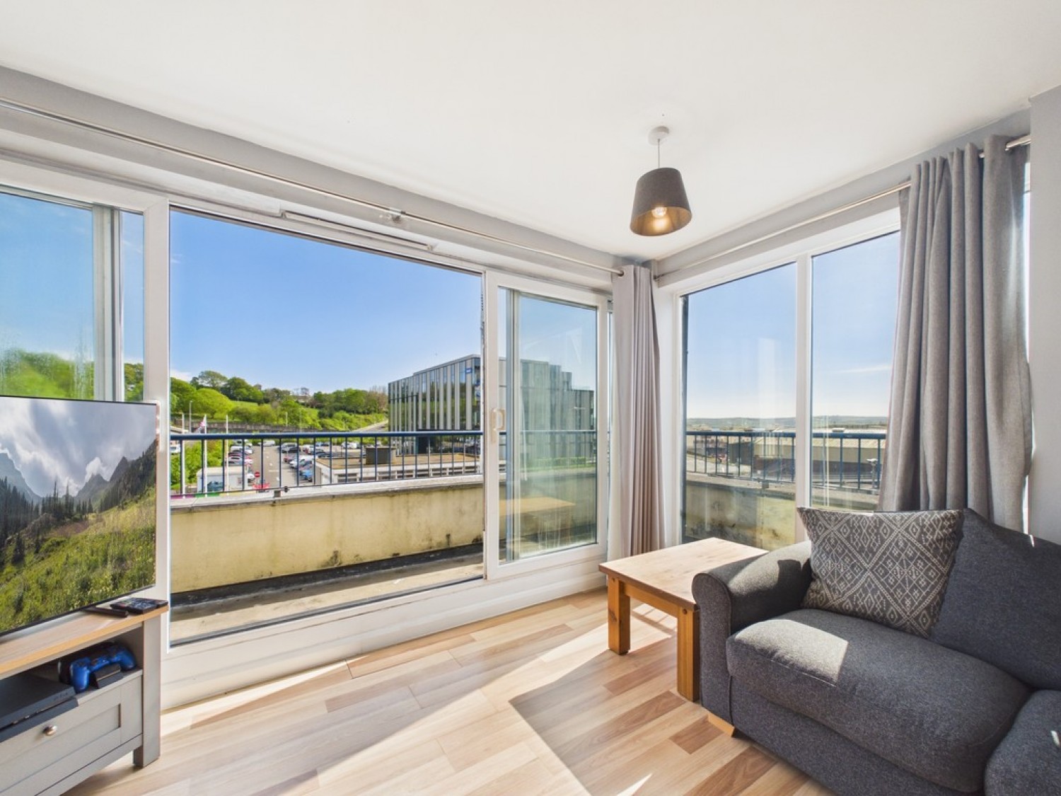2 bedroom Flat for Sale Albert Road, Stoke, Plymouth