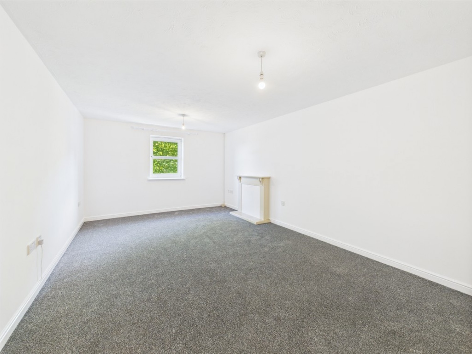 2 bedroom Flat for Sale Sylvan Court, Plymouth